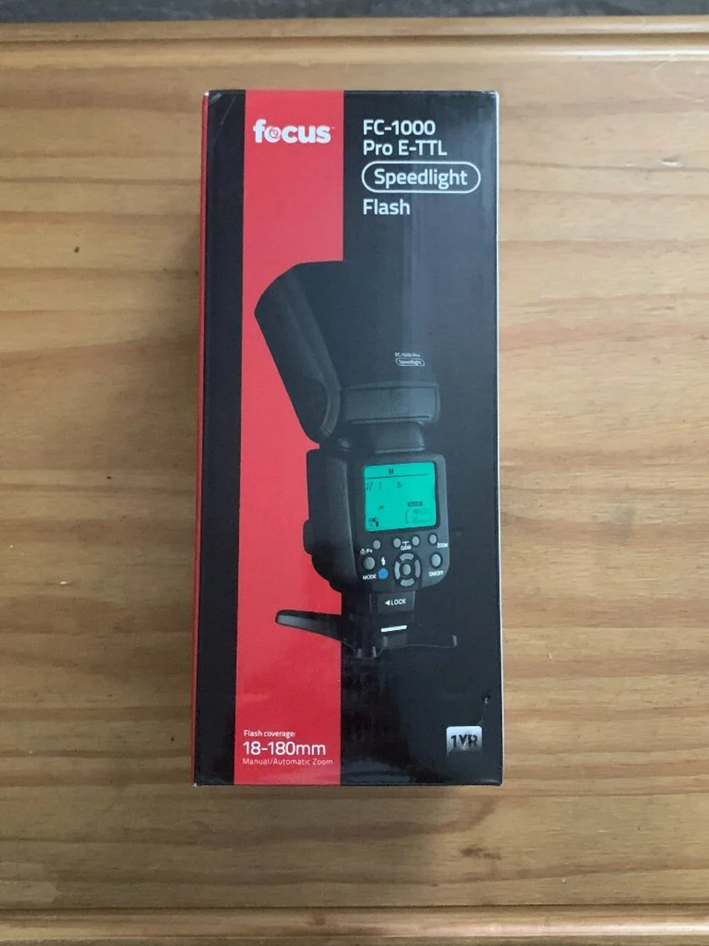 Focus FC-1000 Pro E-TTL Speedlight Flash for Canon DSLR Camera 18-180mm Boxed